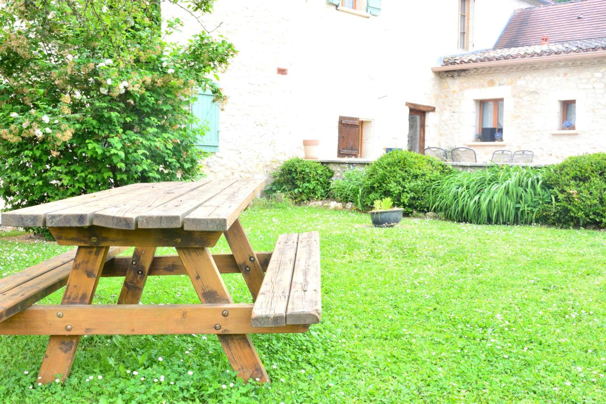 Gites Le Clos Du Verger Maurens  Exterior photo